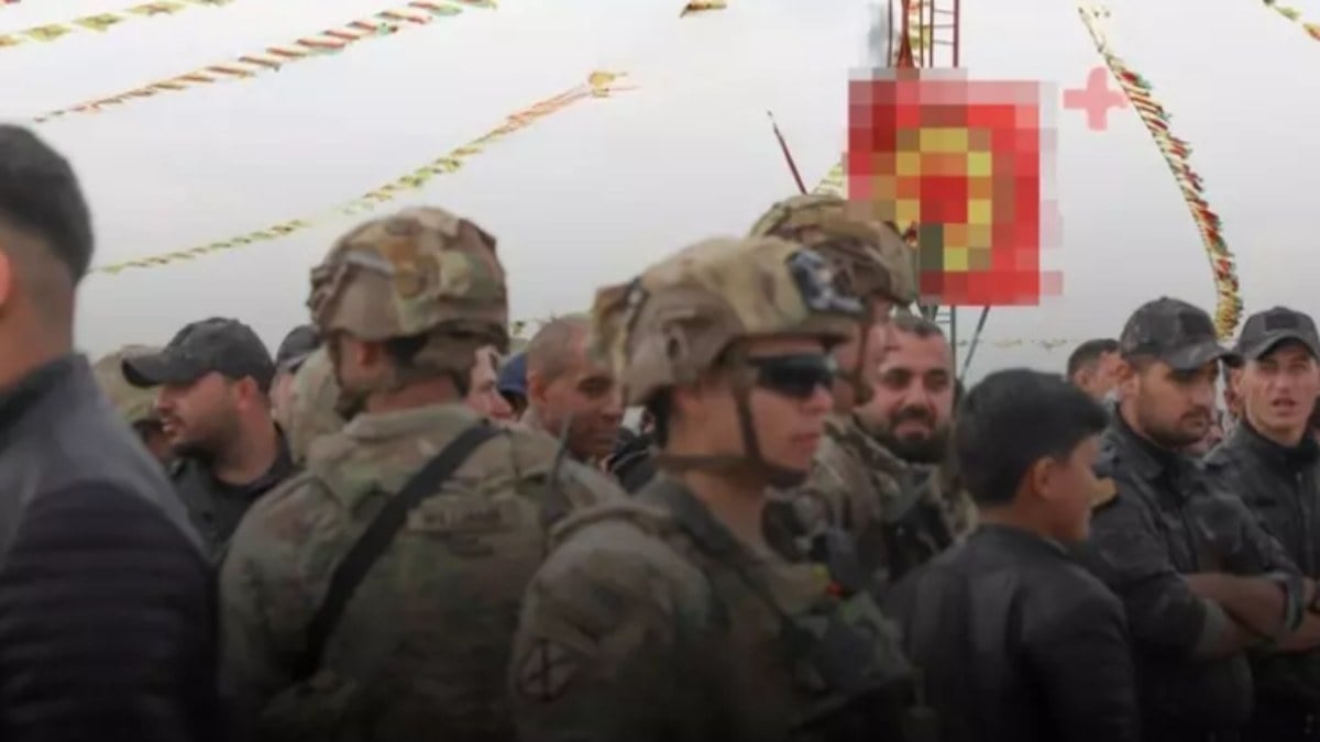 ABD askerleri PKKlilarla birlikte nevruz kutladi