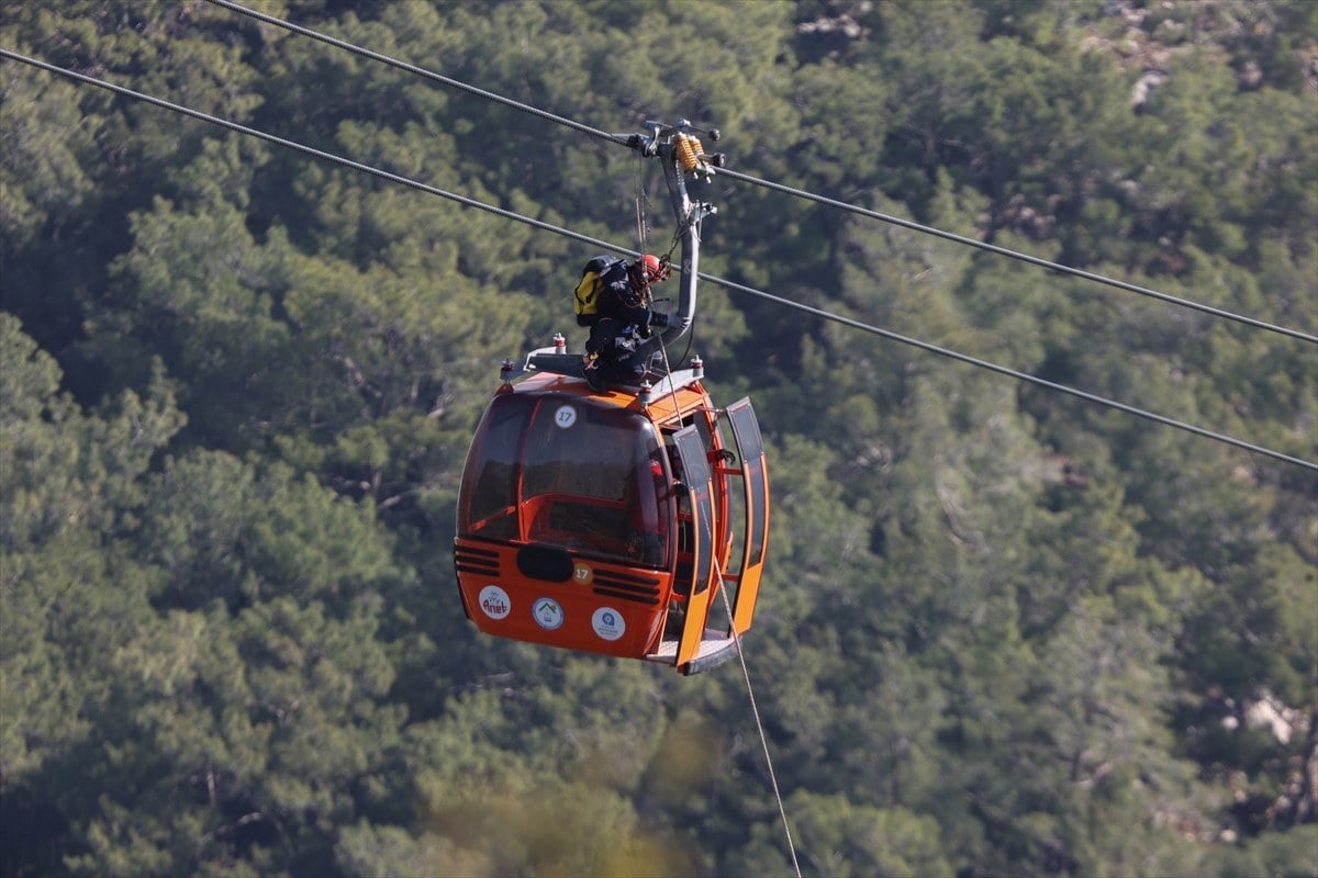 1713129692 268 Antalyadaki teleferik faciasinda 5 kisi tutuklandi