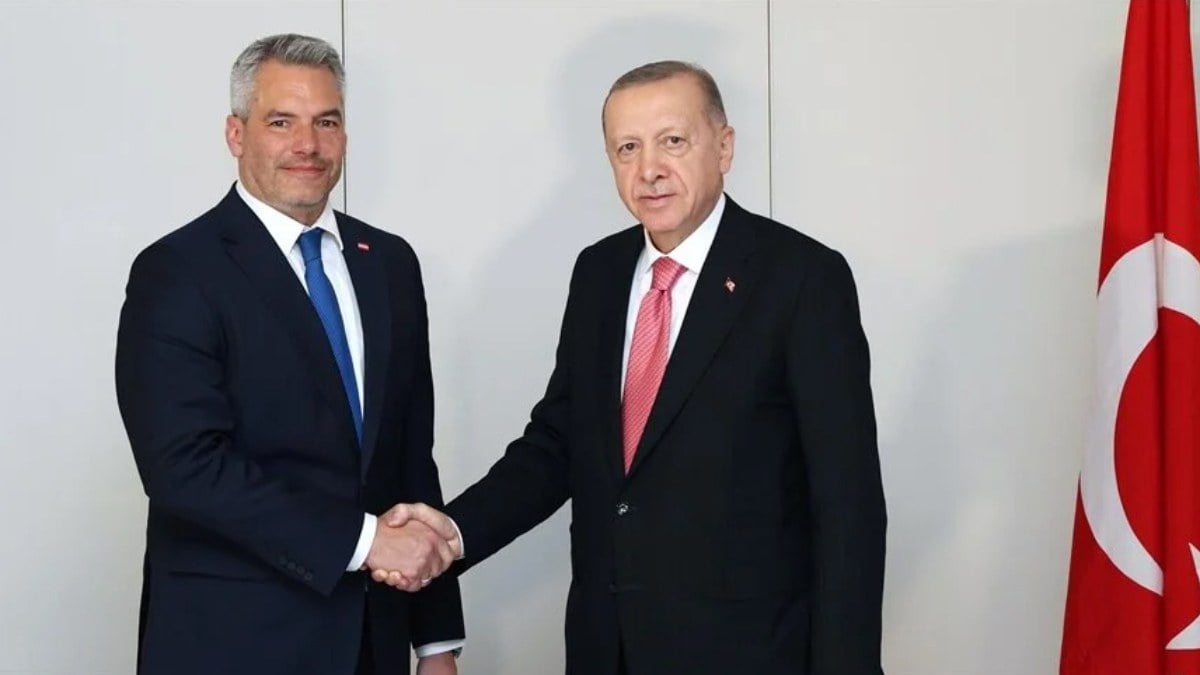 Avusturya Basbakani Turkiyenin rolunun onemine isaret etti