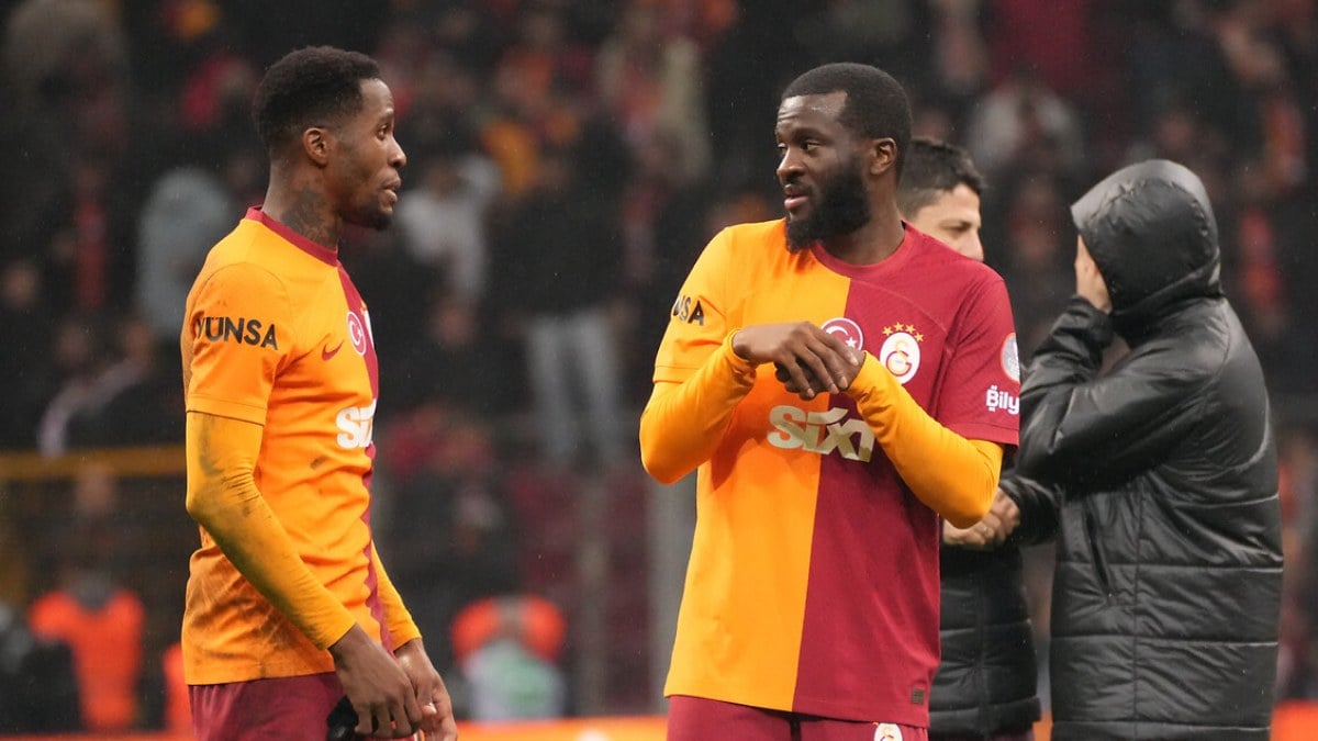 Galatasaray Tanguy Ndombeleyi lig biter bitmez yollayacak