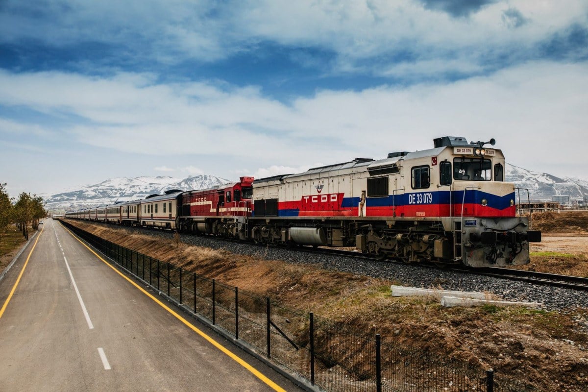 Yeni turistik trenlerin yola cikacagi tarih belli oldu Ankaradan Tatvana