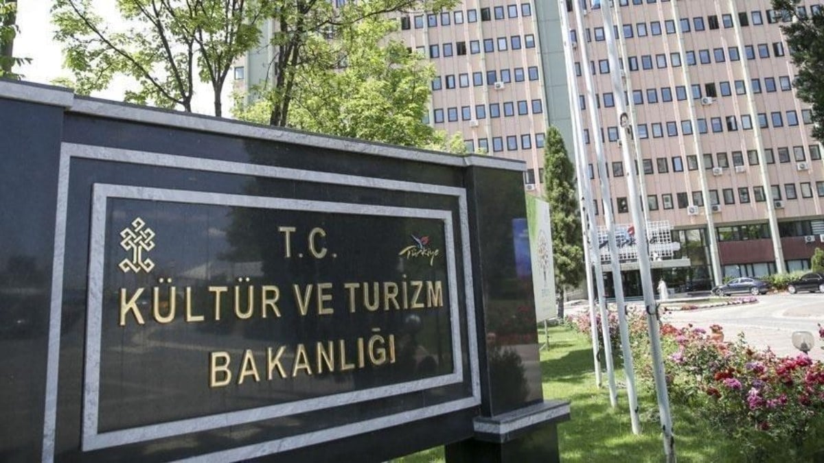 Kultur ve Turizm Bakanligi milliyet farki alan otelleri affetmiyor